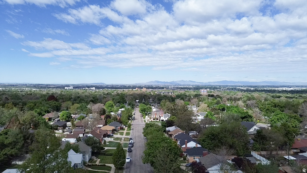 1476 LAKE ST Ogden, UT 84401