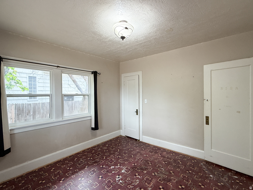 1476 LAKE ST Ogden, UT 84401