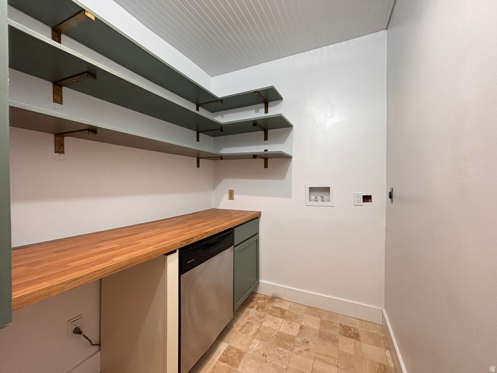 45 W CENTER ST Orangeville, UT 84537