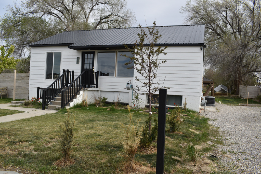 45 W CENTER ST Orangeville, UT 84537