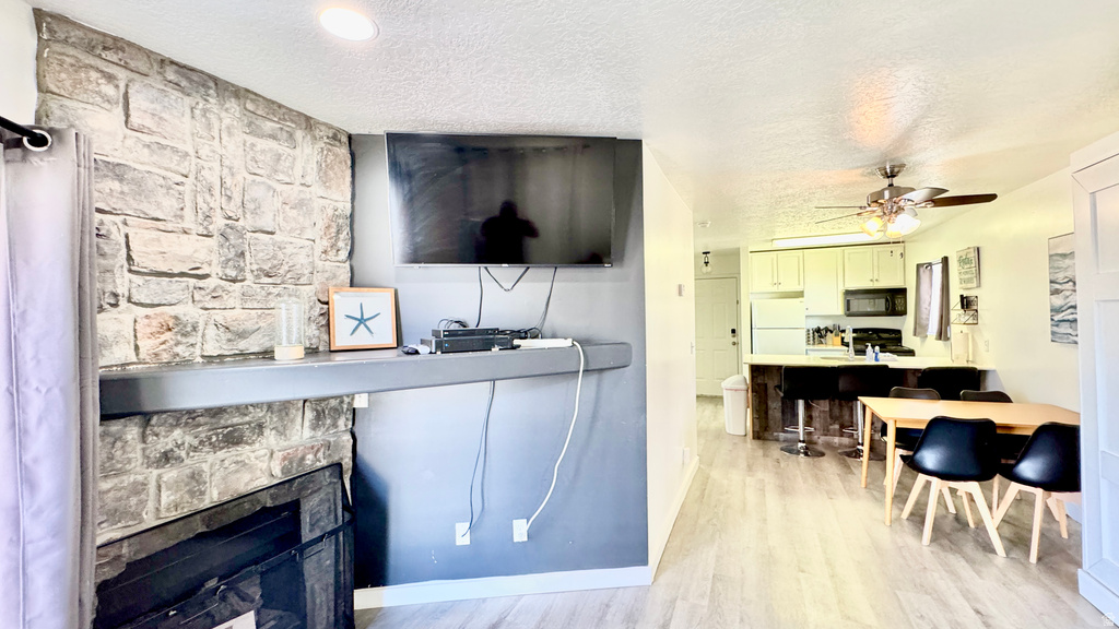 929 HARBOR VLG #220 Garden City, UT 84028