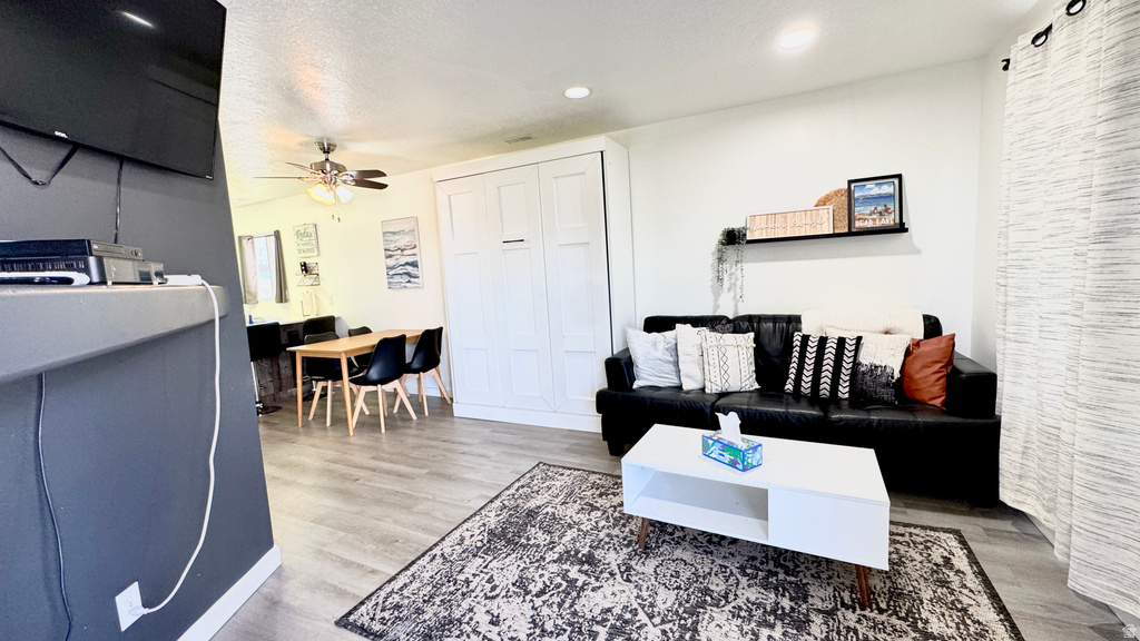 929 HARBOR VLG #220 Garden City, UT 84028