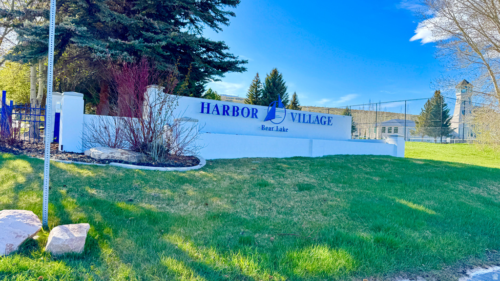 929 HARBOR VLG #220 Garden City, UT 84028