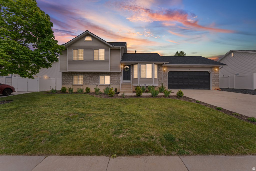 3 E ALFRED AVE Kaysville, UT 84037
