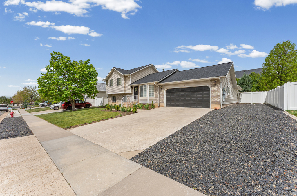 3 E ALFRED AVE Kaysville, UT 84037