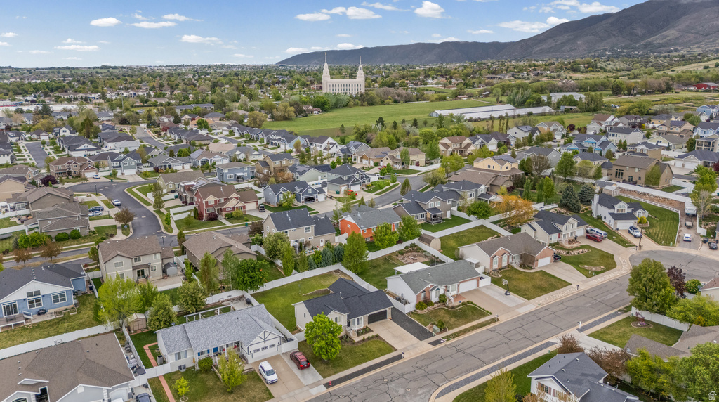 3 E ALFRED AVE Kaysville, UT 84037