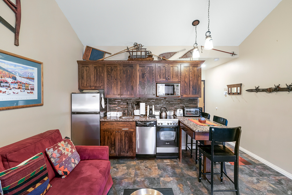 2285 SIDEWINDER DR #737 Park City, UT 84060