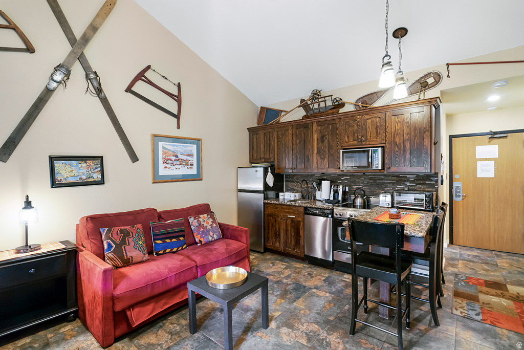 2285 SIDEWINDER DR #737 Park City, UT 84060