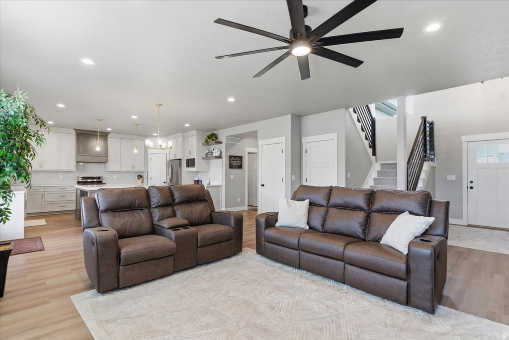 1234 N 4950 W Plain City, UT 84404