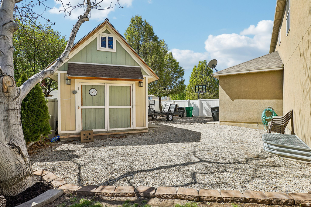 13727 S BLAYDE DR Herriman, UT 84096