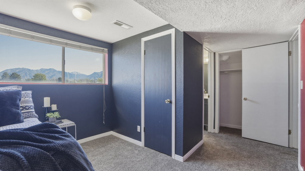 837 E CARNATION DR Sandy, UT 84094