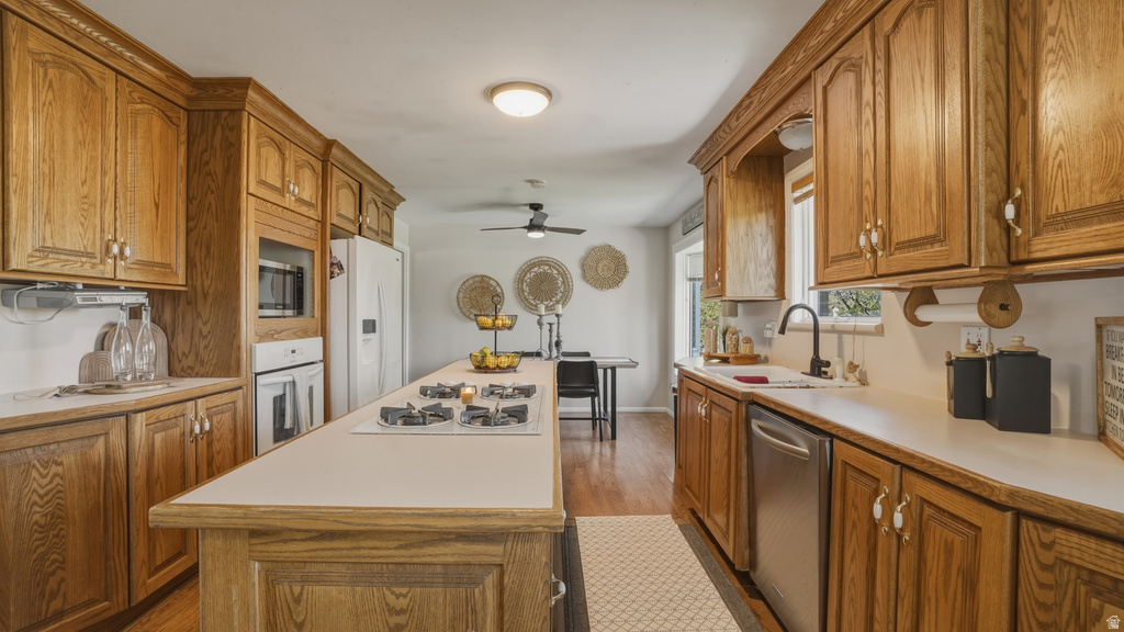 2025 E DIMPLE DELL RD Sandy, UT 84092