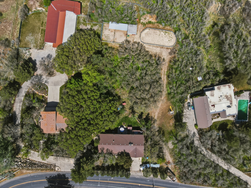 2025 E DIMPLE DELL RD Sandy, UT 84092