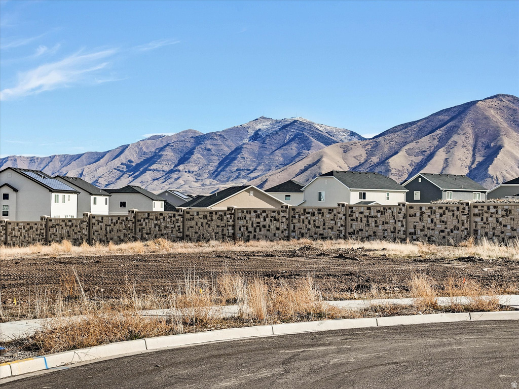 1423 N HARPER WAY #219 Tooele, UT 84074