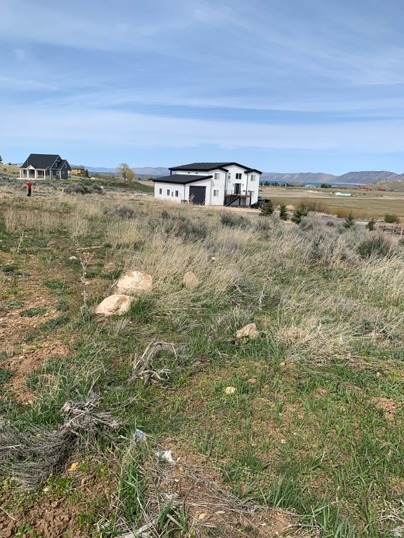 2749 S COUNTRY CLUB DR Garden City, UT 84028