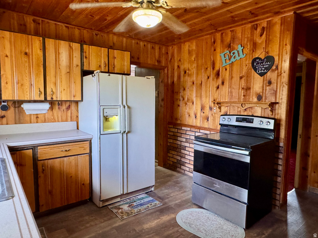 254 N 100 E Hinckley, UT 84635