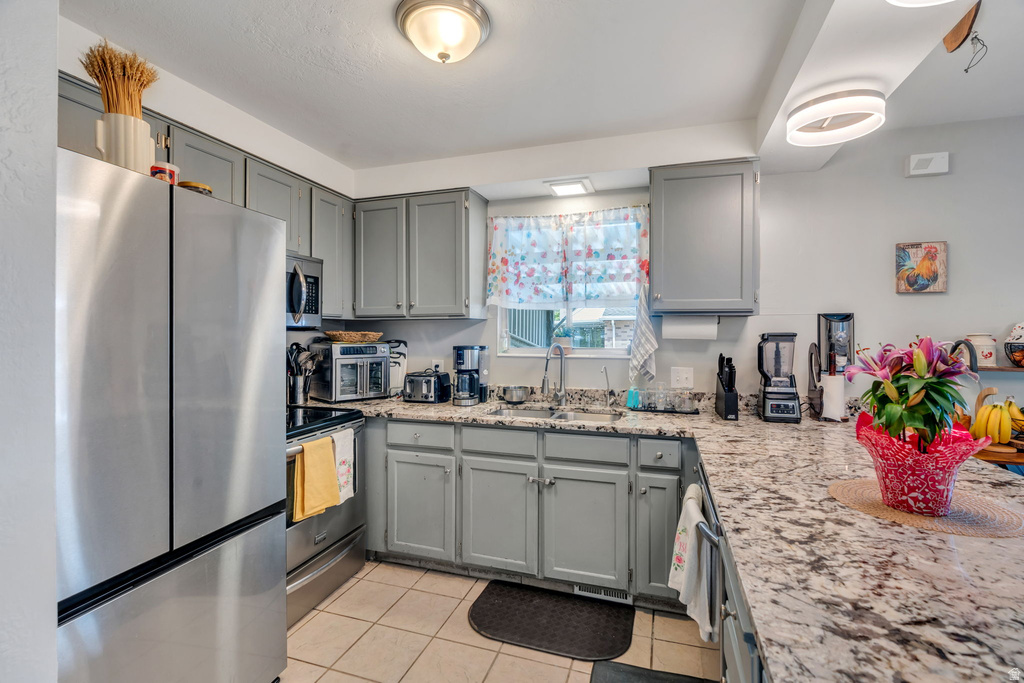 3706 W CHRISTY WAY Taylorsville, UT 84129