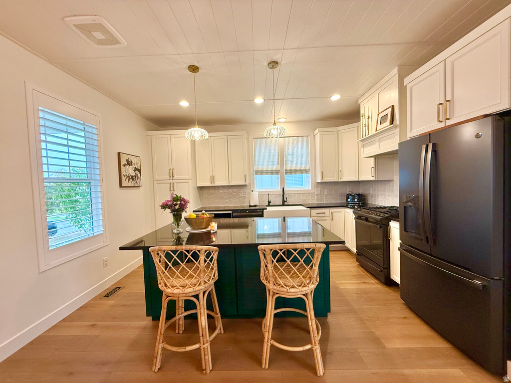 6743 W LAKE AVE South Jordan, UT 84009