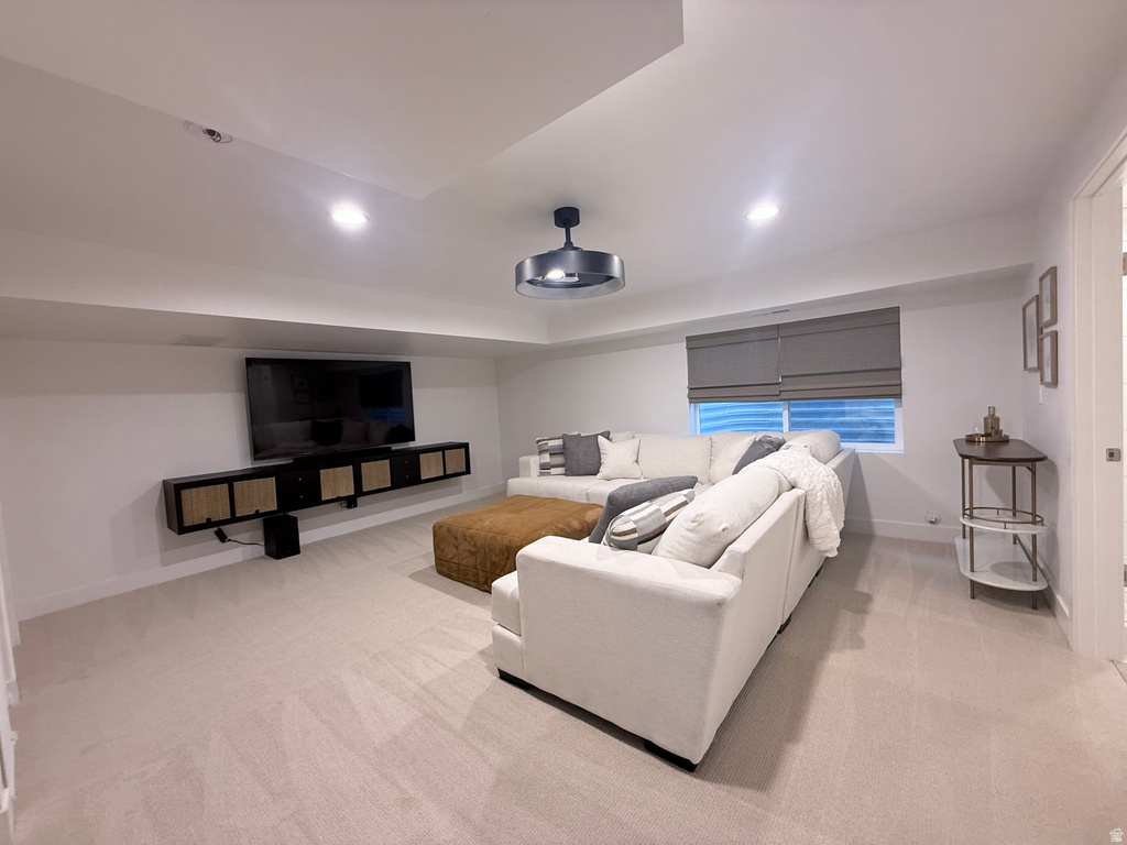 6743 W LAKE AVE South Jordan, UT 84009