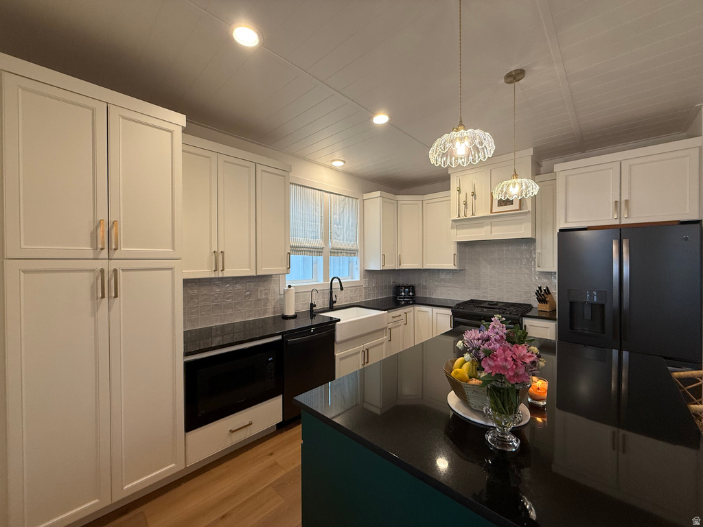 6743 W LAKE AVE South Jordan, UT 84009