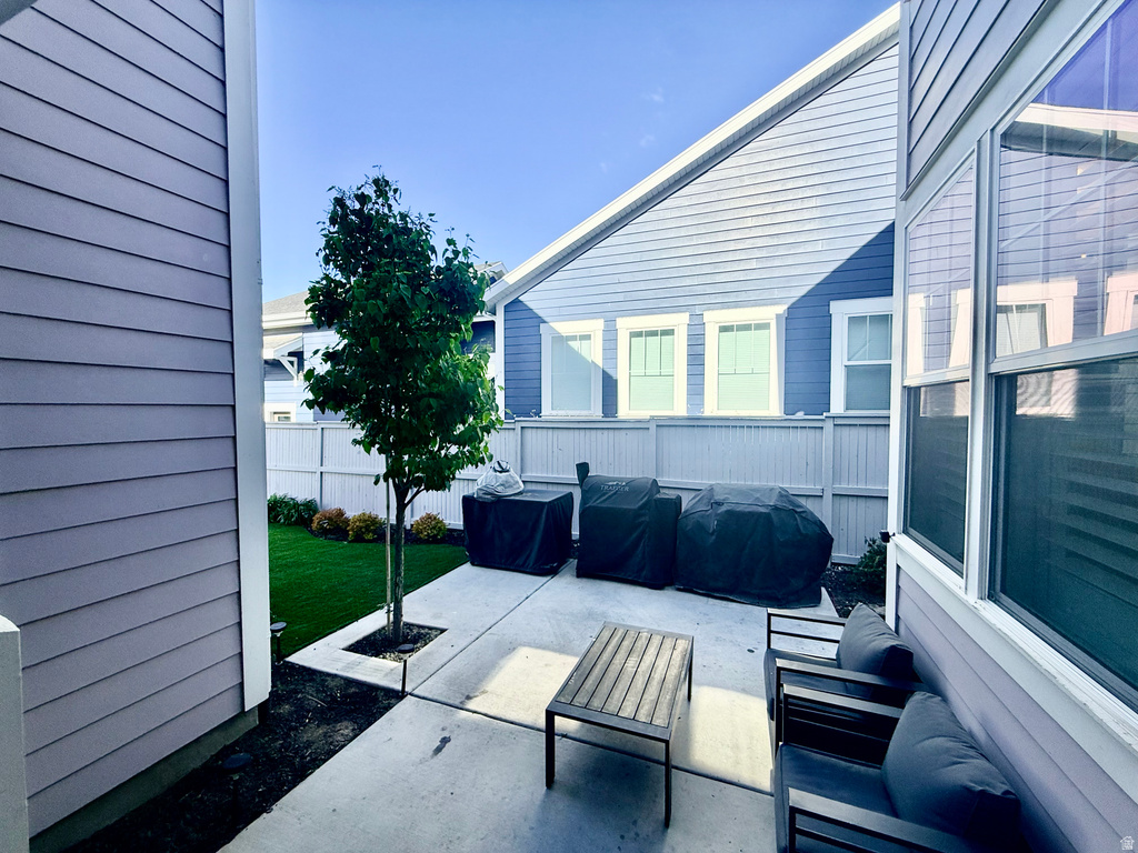 6743 W LAKE AVE South Jordan, UT 84009