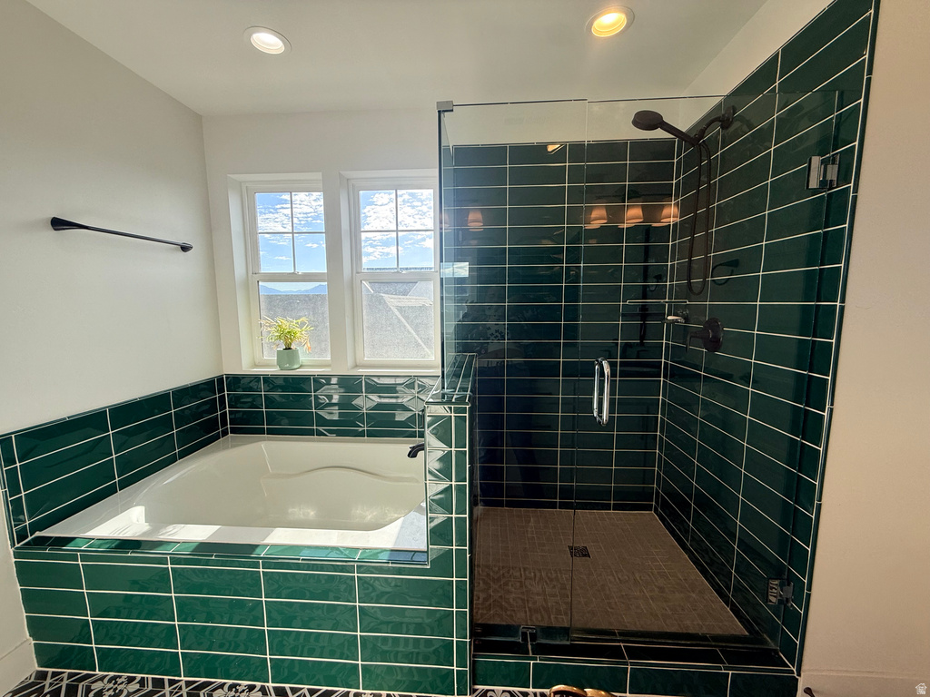 6743 W LAKE AVE South Jordan, UT 84009