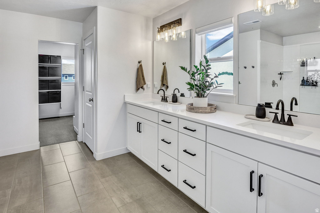 2119 S MOUNTAIN VIEW BLVD Woods Cross, UT 84087