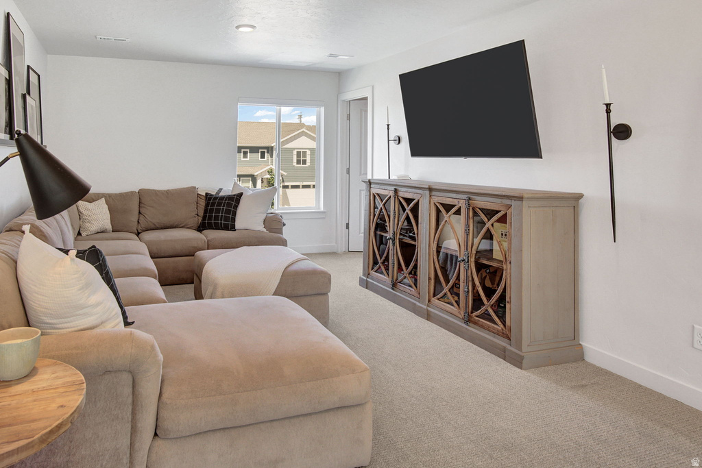 2119 S MOUNTAIN VIEW BLVD Woods Cross, UT 84087