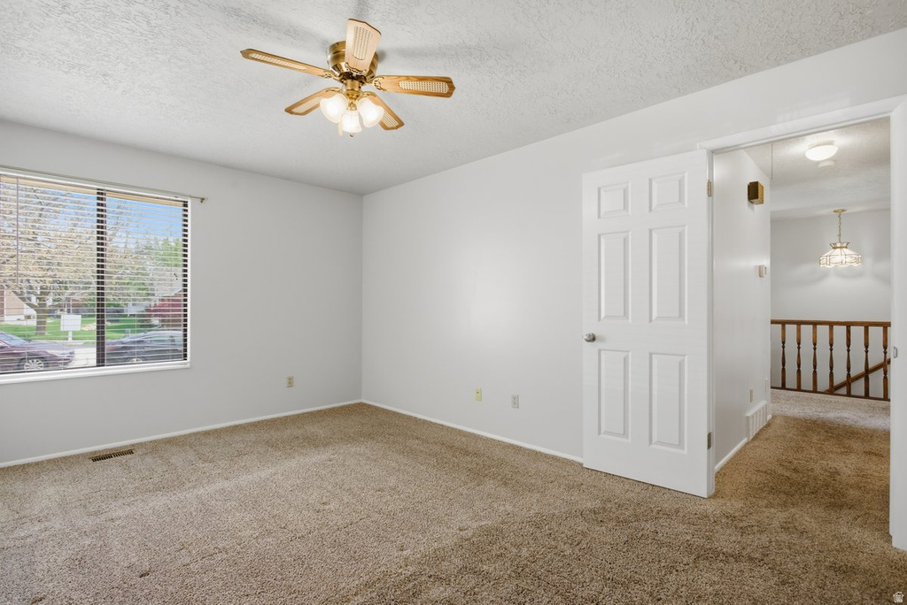 1021 E 5675 S South Ogden, UT 84405