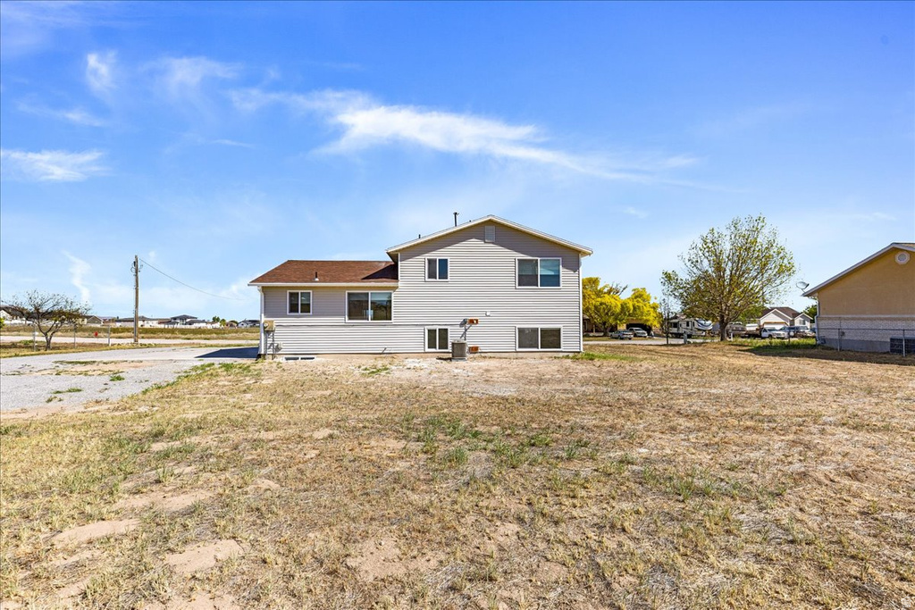 431 W CHERRY ST Grantsville, UT 84029