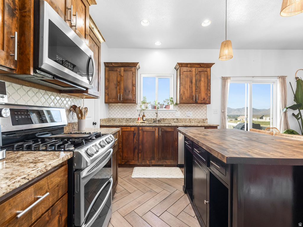 256 W HORIZON LOOP Elk Ridge, UT 84651