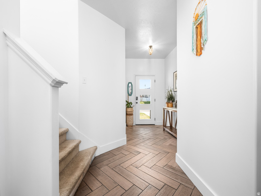 256 W HORIZON LOOP Elk Ridge, UT 84651