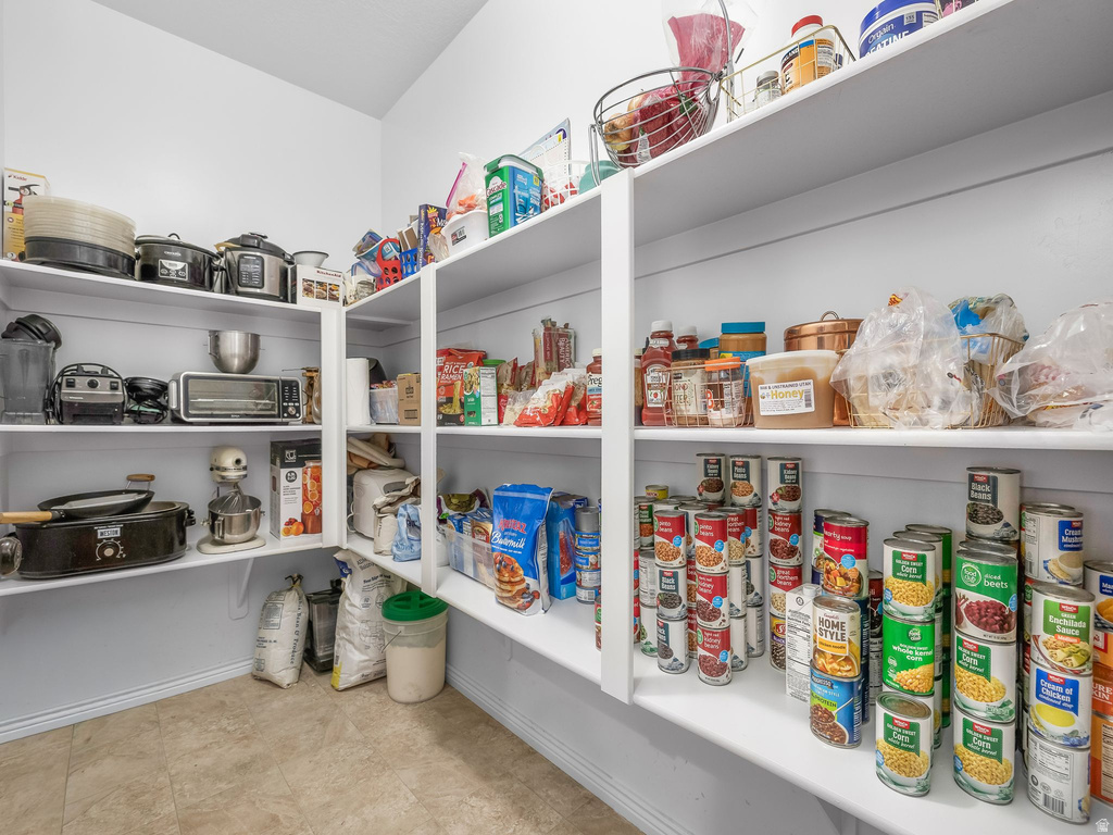 256 W HORIZON LOOP Elk Ridge, UT 84651