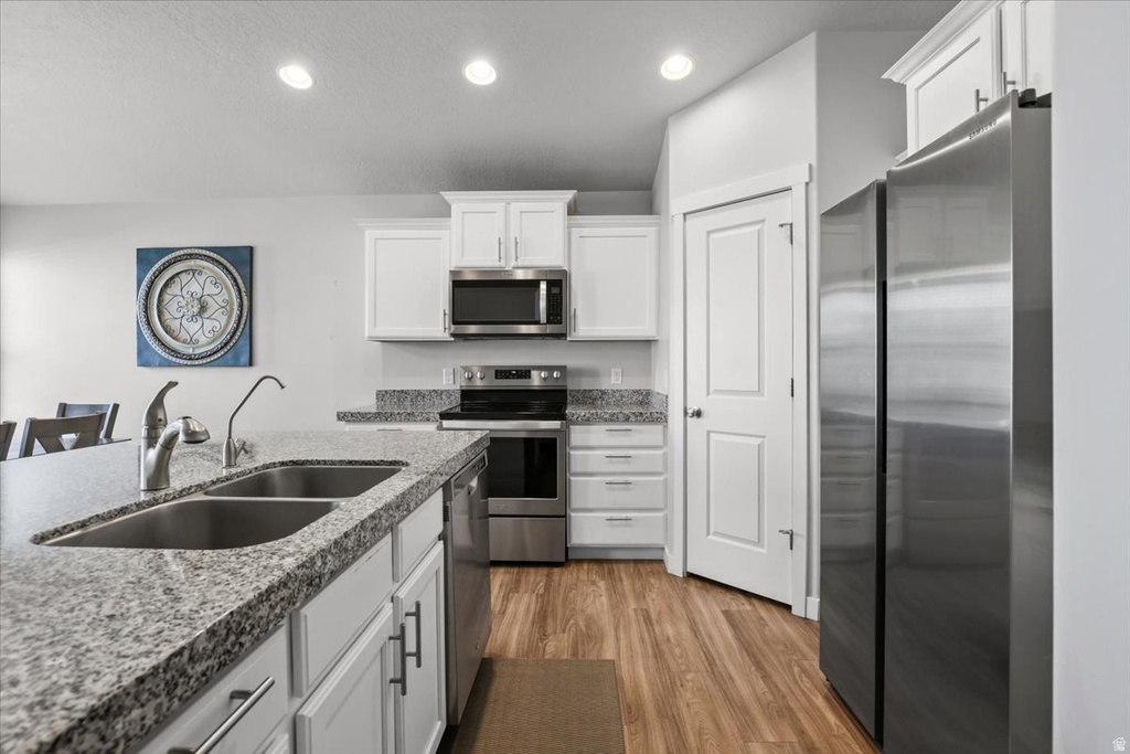 3297 S NEWHOUSE DR Magna, UT 84044