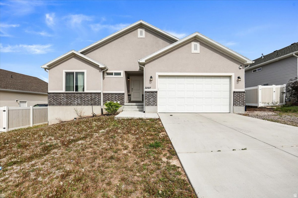 3297 S NEWHOUSE DR Magna, UT 84044