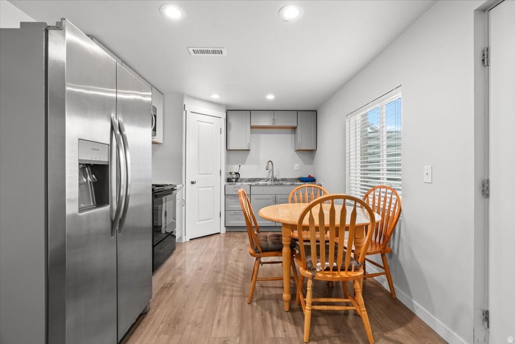 3297 S NEWHOUSE DR Magna, UT 84044