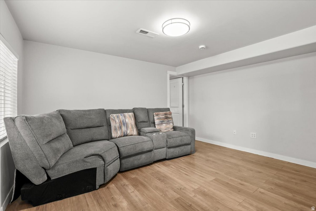 3297 S NEWHOUSE DR Magna, UT 84044