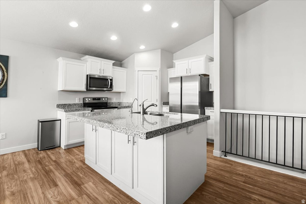 3297 S NEWHOUSE DR Magna, UT 84044