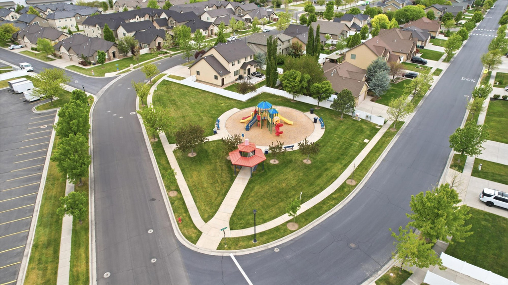 1823 W 2300 S Woods Cross, UT 84087