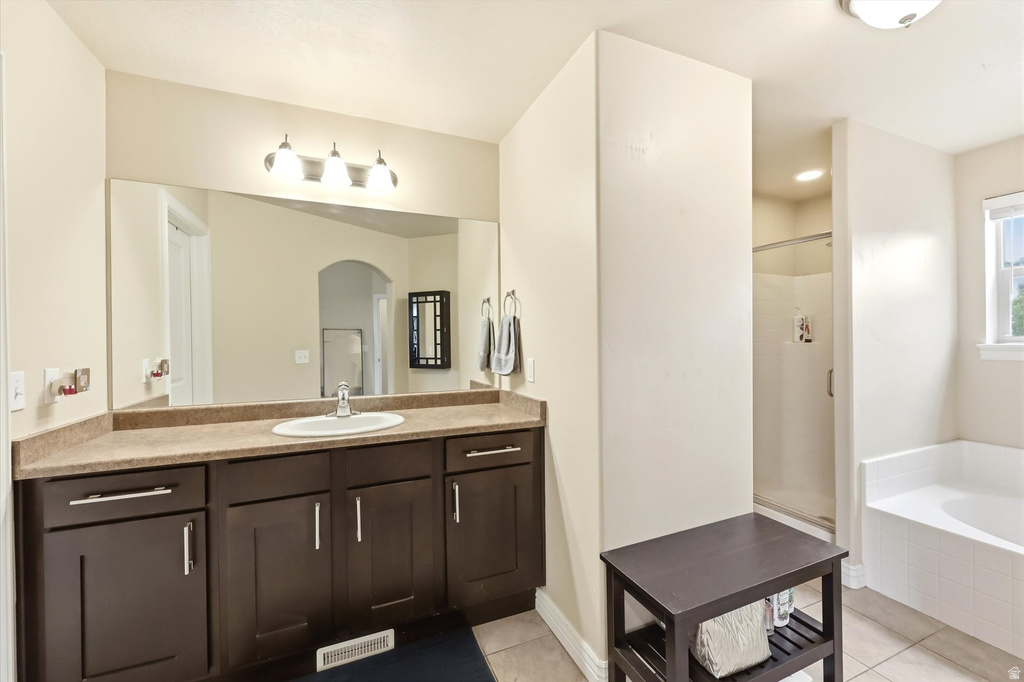 1823 W 2300 S Woods Cross, UT 84087