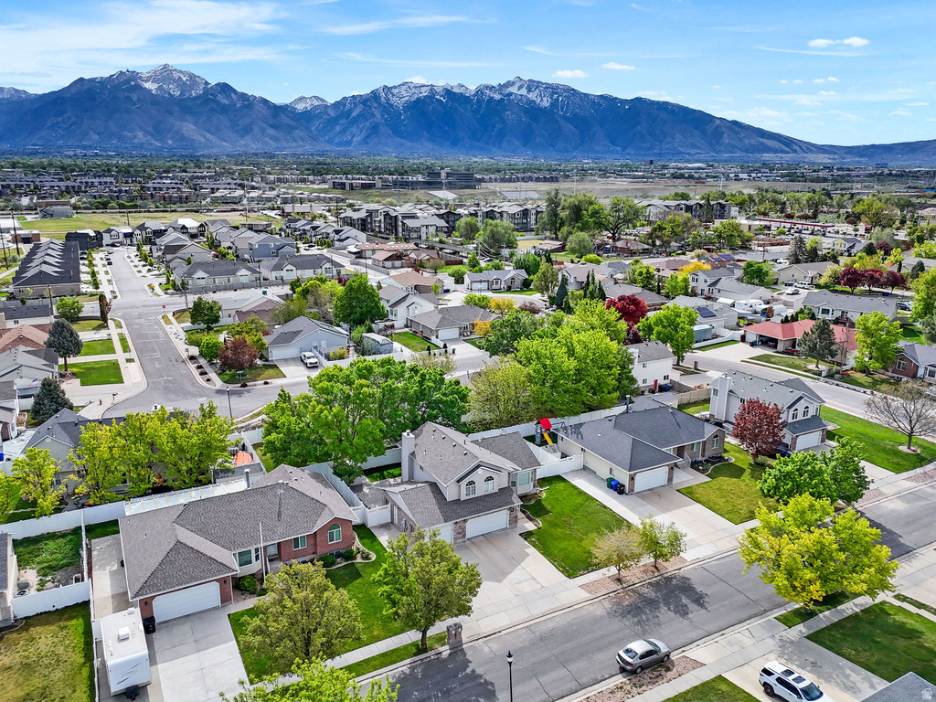 7629 S KINGS BRIDGE DR West Jordan, UT 84084