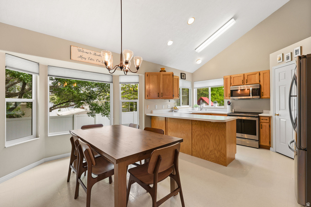 7629 S KINGS BRIDGE DR West Jordan, UT 84084