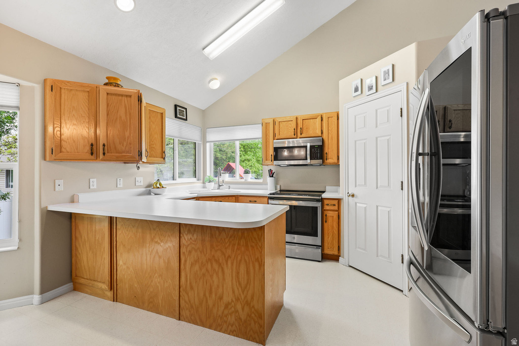 7629 S KINGS BRIDGE DR West Jordan, UT 84084