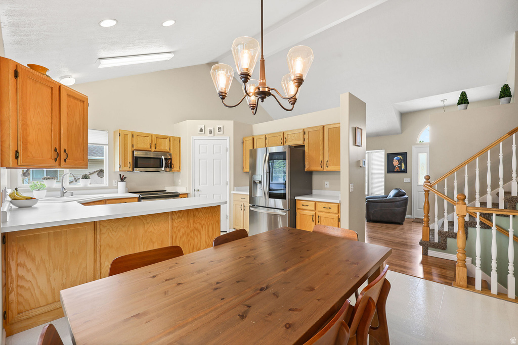 7629 S KINGS BRIDGE DR West Jordan, UT 84084