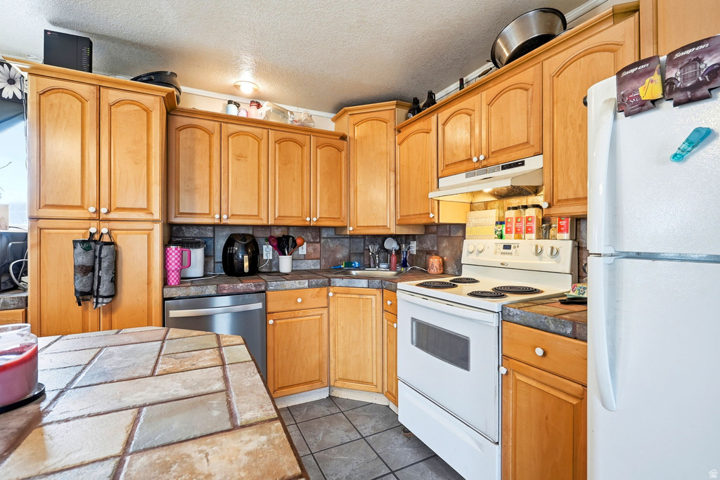 756 E 400 N Roosevelt, UT 84066