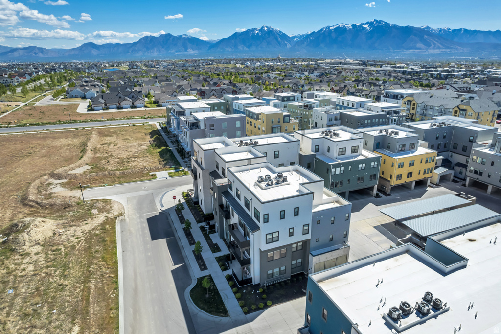 5227 W REVENTON DR #B102 South Jordan, UT 84009