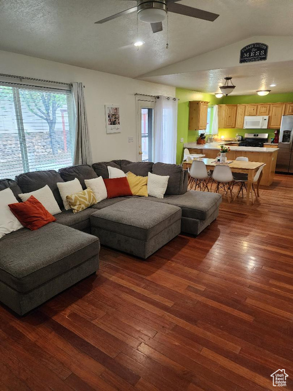 1384 N 50 E Nephi, UT 84648