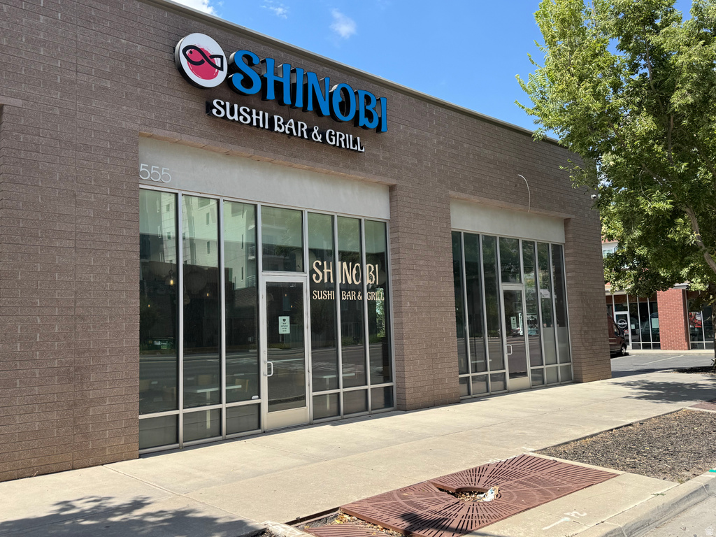 555 N 300 W, Salt Lake City, UT 84103