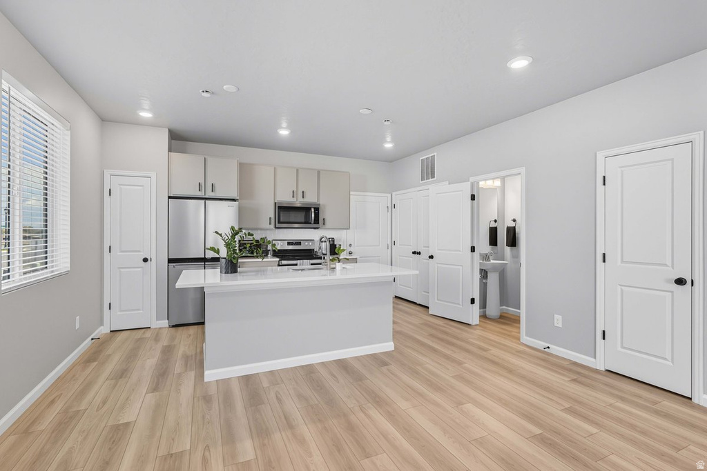 71 N VERANDA CT Saratoga Springs, UT 84045