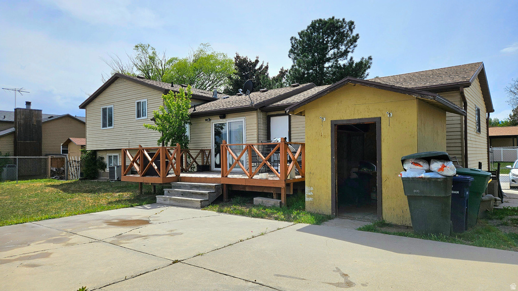 6679 S 3235 W West Jordan, UT 84084